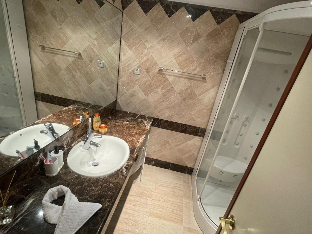 Apartamento En La Zona Puerto Banus "Noray Playa" Marbella Exterior photo